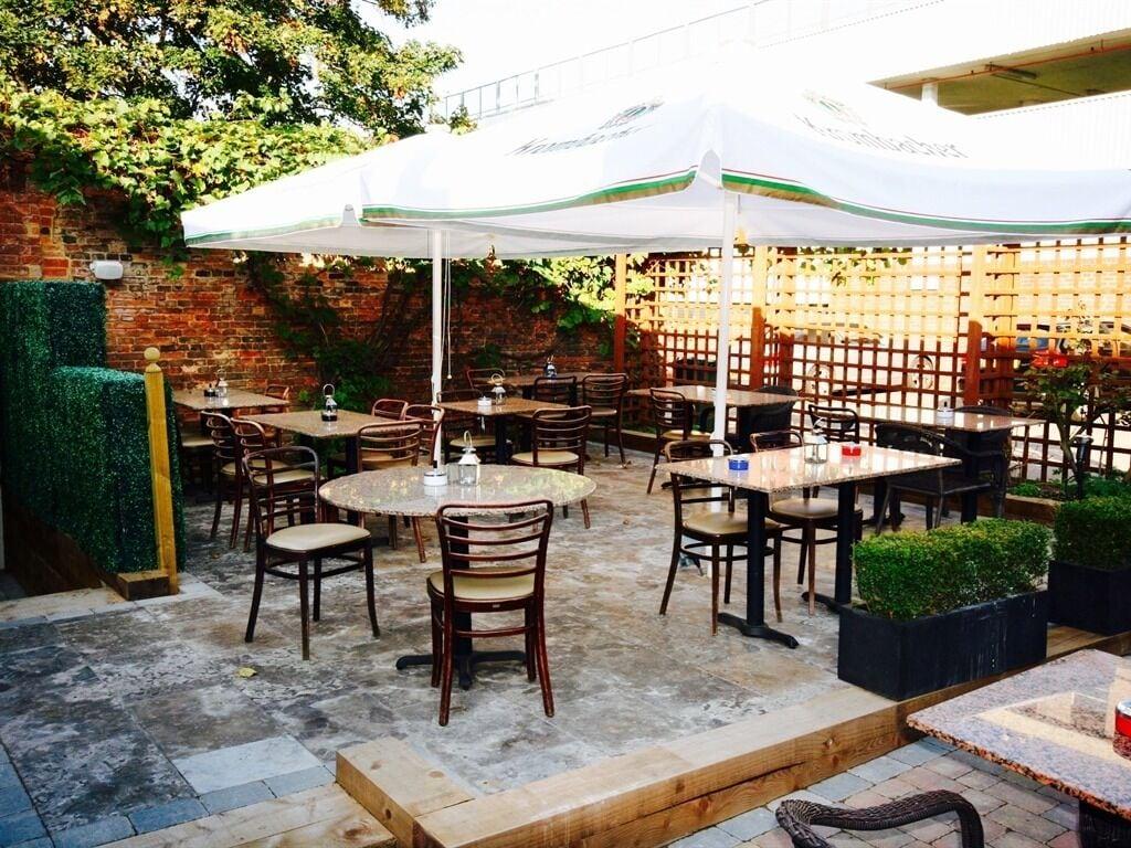 Colchester Boutique Hotel Esterno foto