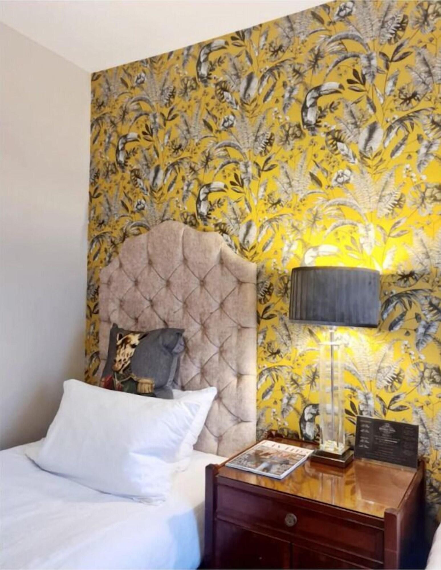Colchester Boutique Hotel Esterno foto